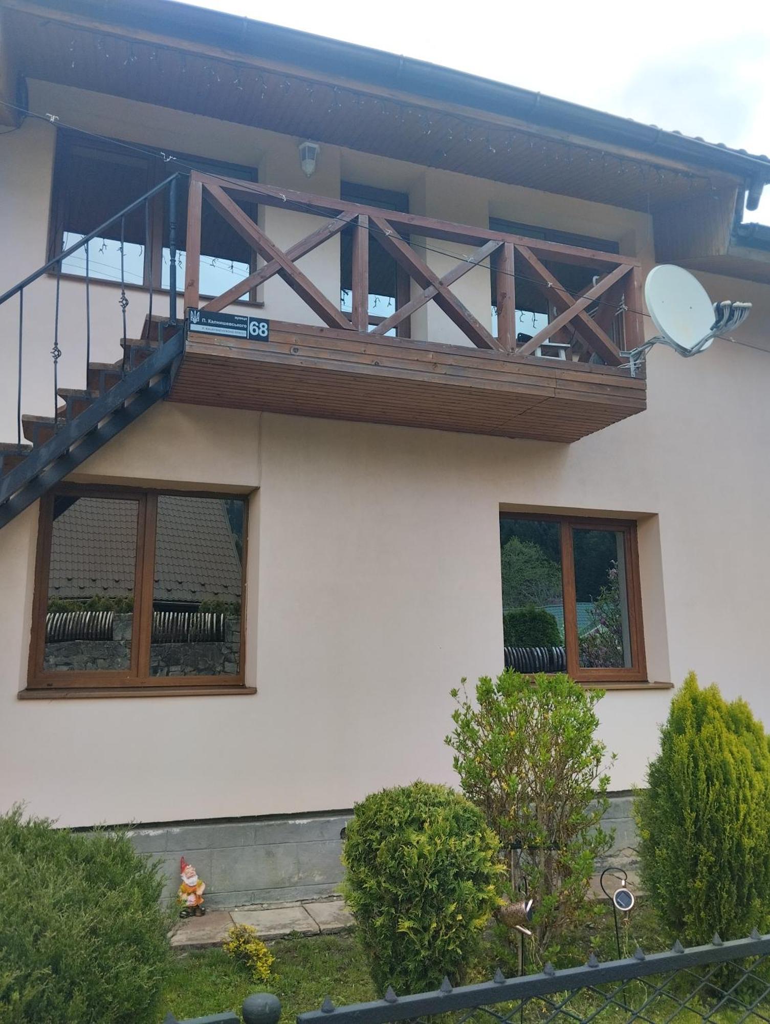 Садиба У Богдана سكول المظهر الخارجي الصورة