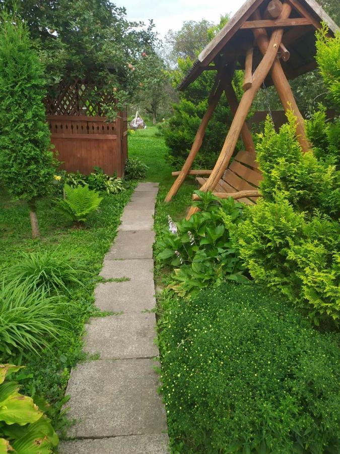 Садиба У Богдана سكول المظهر الخارجي الصورة